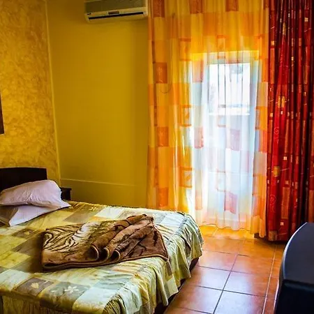Guest house Vila Luminita